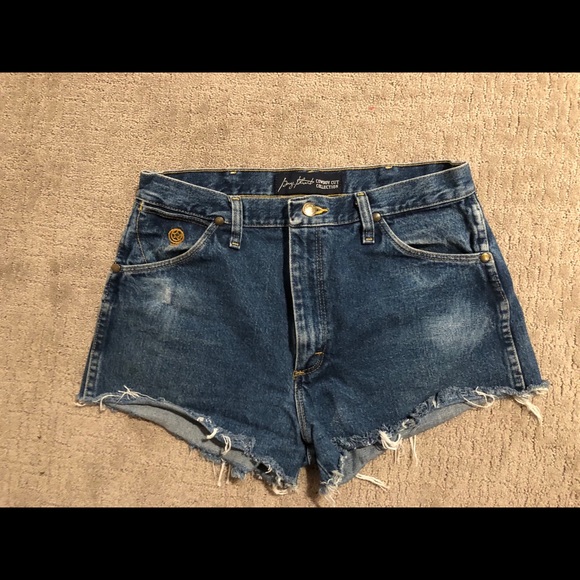 Pepper vintage wrangler cutoffs! - Picture 6 of 6